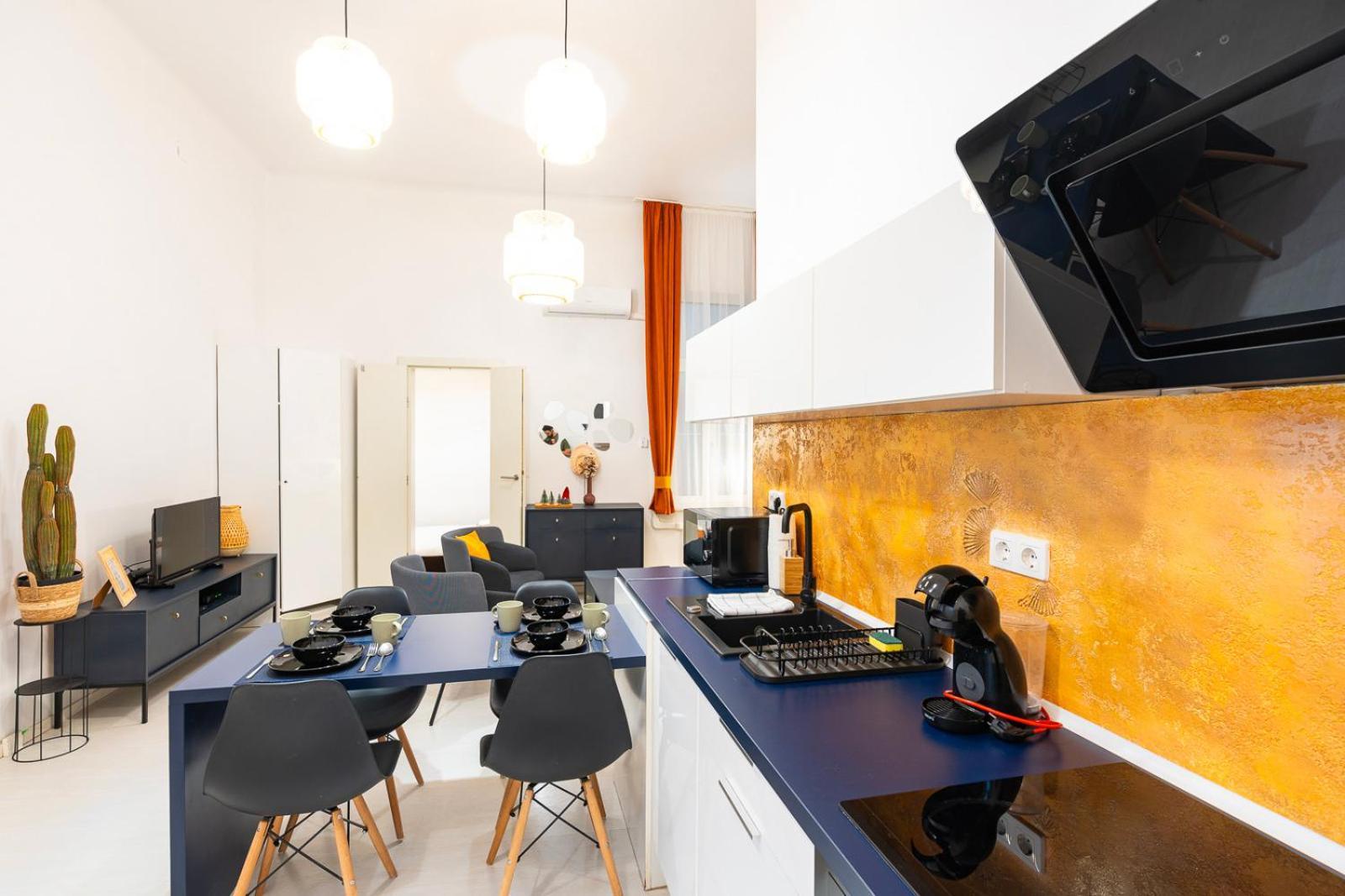 Apartament Modern Uniquely Designed Flat Andrassy Avenue And Oktogon Square Budapeszt Zewnętrze zdjęcie