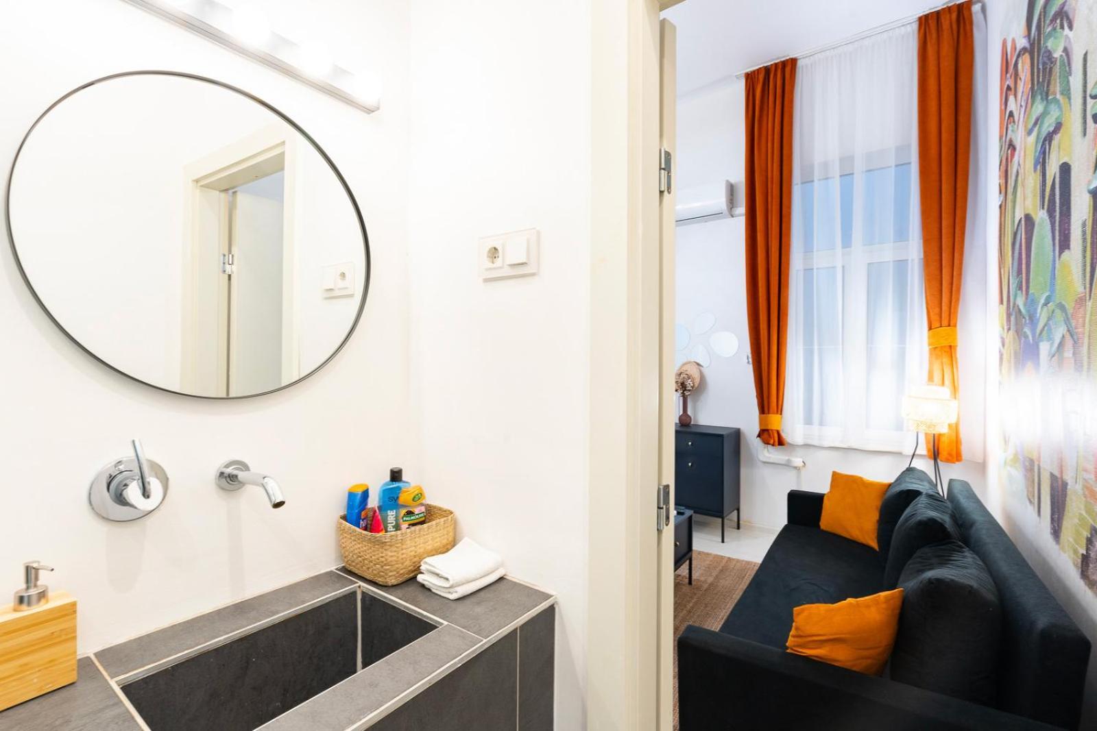 Apartament Modern Uniquely Designed Flat Andrassy Avenue And Oktogon Square Budapeszt Zewnętrze zdjęcie
